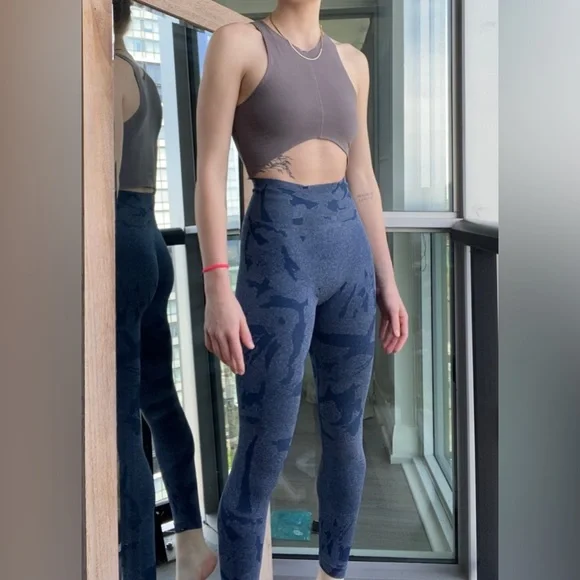 Workout Clothes Bundle Size Small 🔥 - Picture 3 of 3